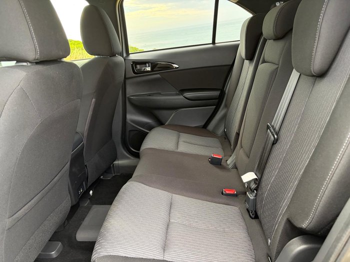 2024 Mitsubishi Eclipse Cross PHEV ES