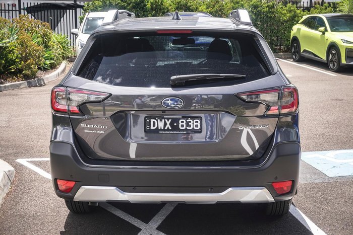 2025 Subaru Outback AWD Touring