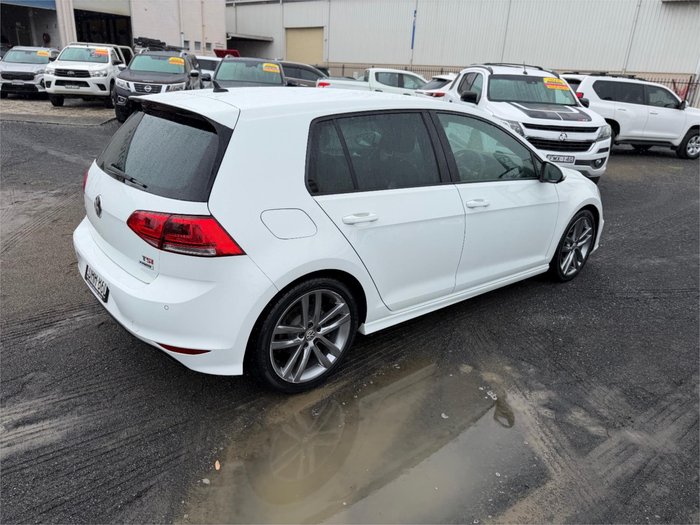 2016 VOLKSWAGEN GOLF 110 TSI HIGHLINE