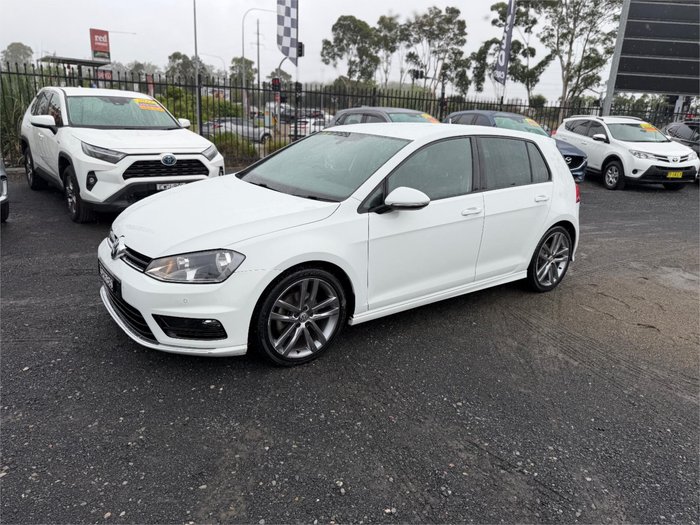 2016 VOLKSWAGEN GOLF 110 TSI HIGHLINE