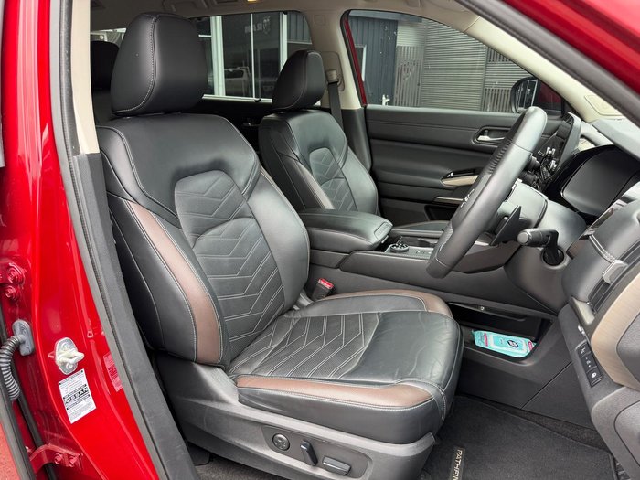 2023 Nissan Pathfinder Ti-L