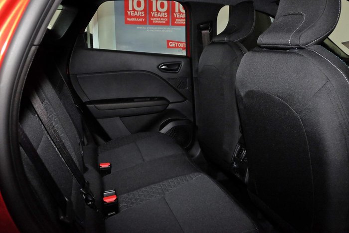 2025 Mitsubishi ASX LS