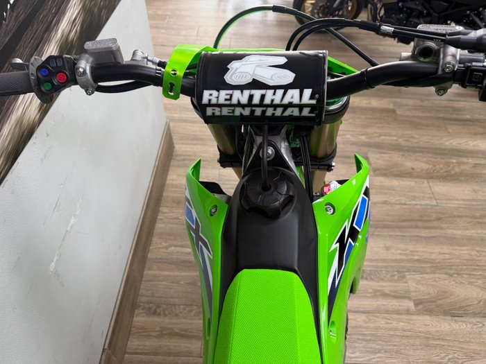 2025 Kawasaki KX250X GREEN