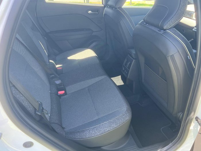 2025 Mitsubishi ASX Aspire XE MY25 Crystal White