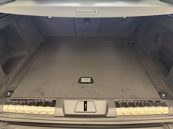 2025 Land Rover Range Rover Sport D250 Dynamic SE