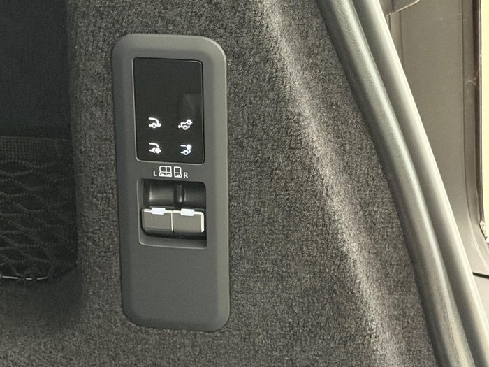 2025 Land Rover Range Rover Sport D250 Dynamic SE