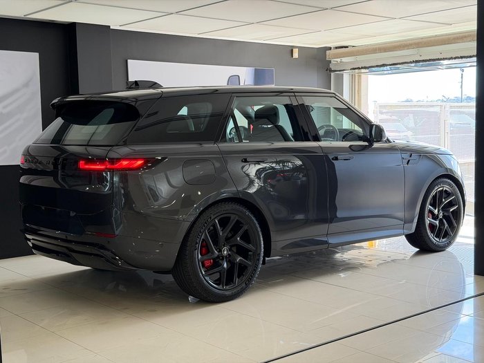 2025 Land Rover Range Rover Sport D250 Dynamic SE