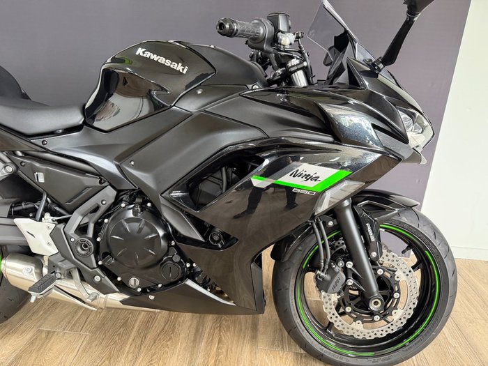 2025 Kawasaki 2025 Kawasaki 650CC Ninja 650 GREEN