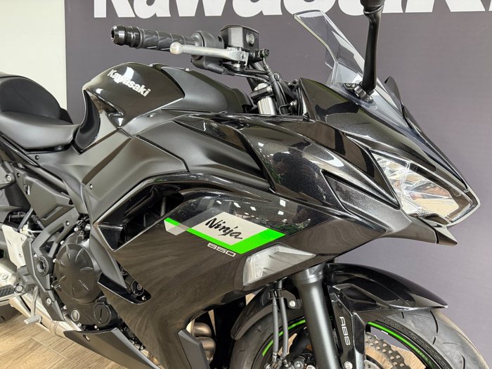2025 Kawasaki 2025 Kawasaki 650CC Ninja 650 GREEN