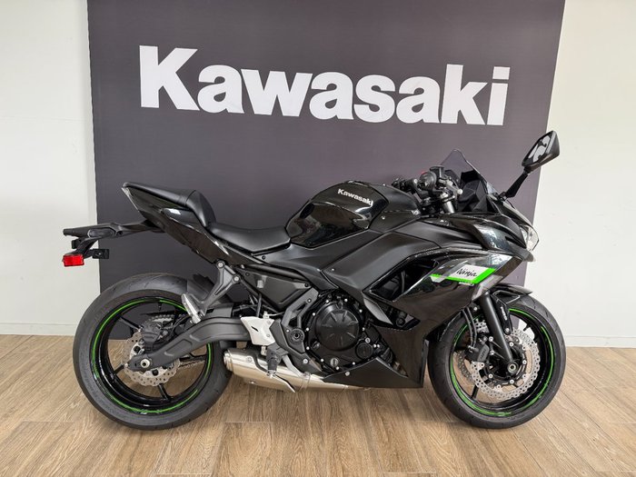 2025 Kawasaki 2025 Kawasaki 650CC Ninja 650 GREEN