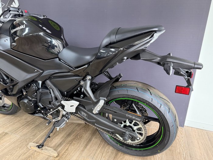 2025 Kawasaki 2025 Kawasaki 650CC Ninja 650 GREEN