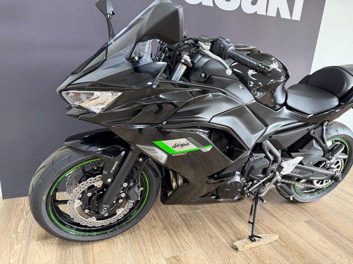 2025 Kawasaki 2025 Kawasaki 650CC Ninja 650 GREEN