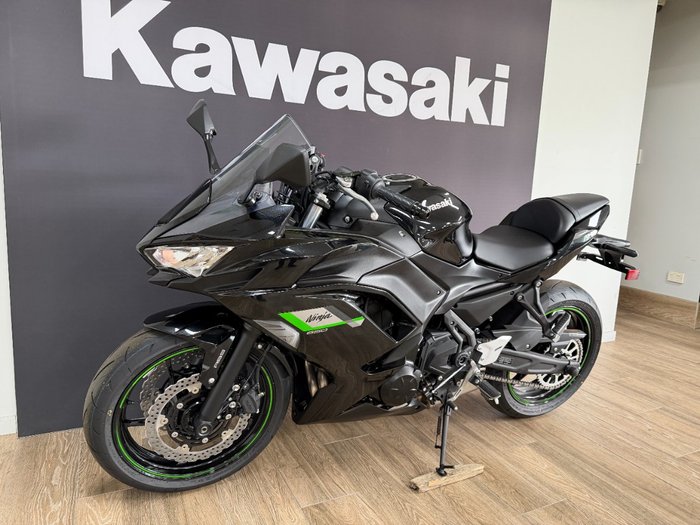 2025 Kawasaki 2025 Kawasaki 650CC Ninja 650 GREEN