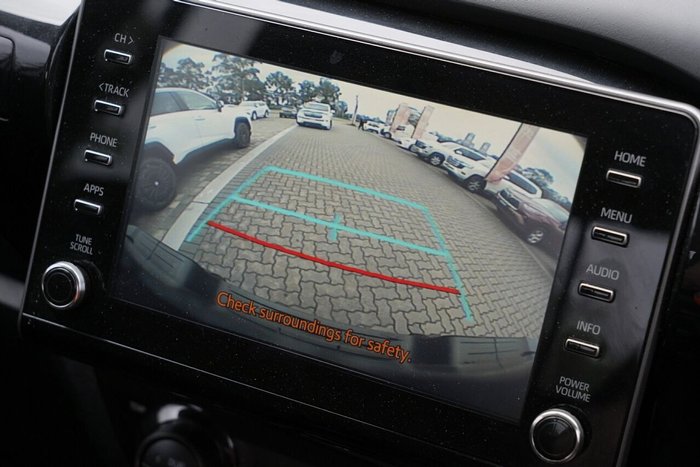 2025 Toyota Hilux SR 48V