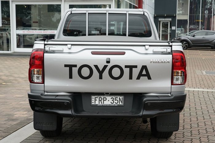 2025 Toyota Hilux SR 48V