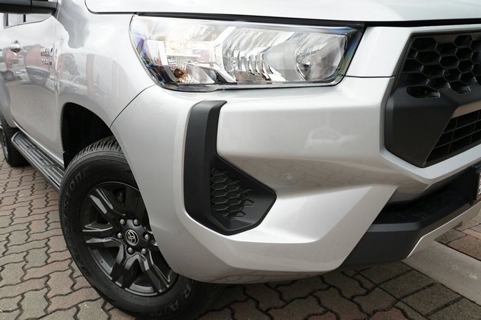 2025 Toyota Hilux SR 48V