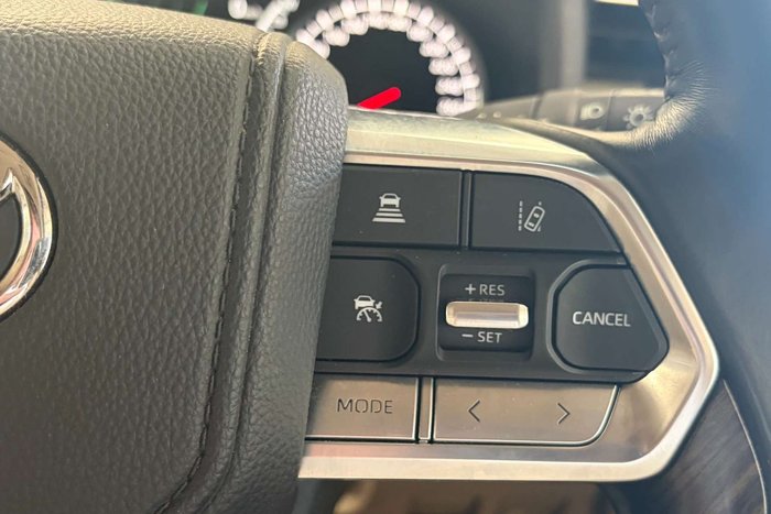 2024 Toyota Landcruiser VX