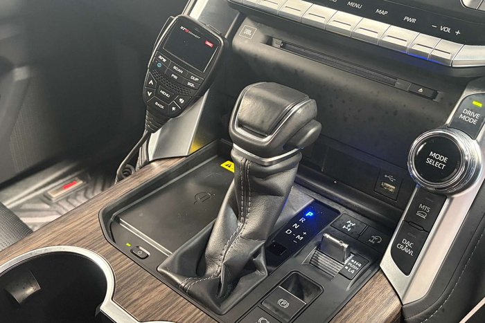 2024 Toyota Landcruiser Sahara