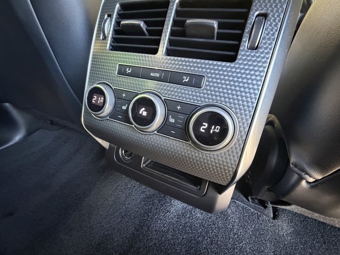 2016 Land Rover Range Rover Sport V8SC SVR