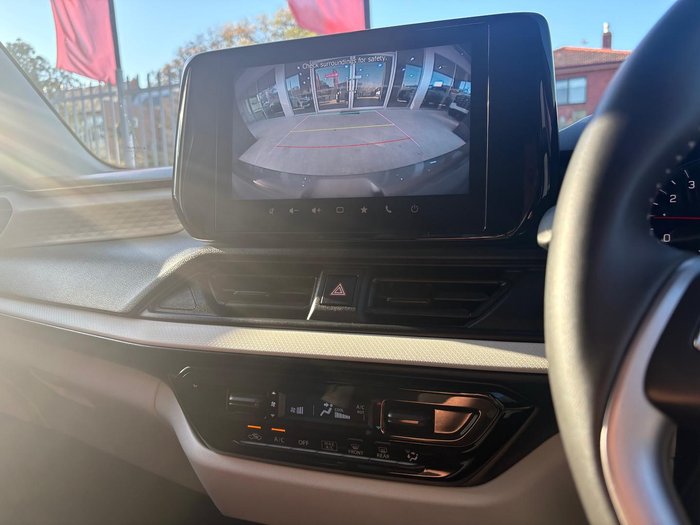 2025 Suzuki Swift Hybrid Plus