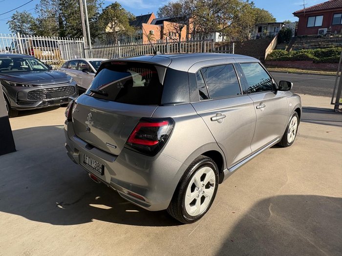 2025 Suzuki Swift Hybrid Plus