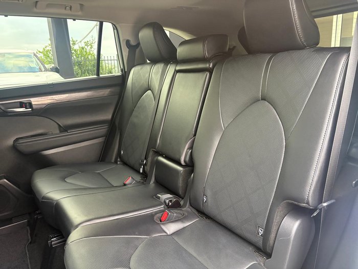 2024 Toyota Kluger Grande