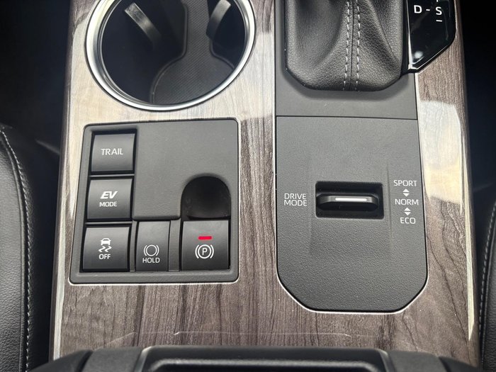 2024 Toyota Kluger Grande