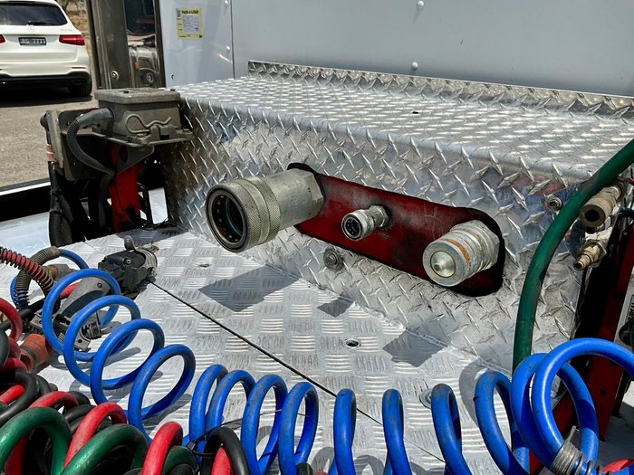 2012 Kenworth T400 Series KENWORTH T403