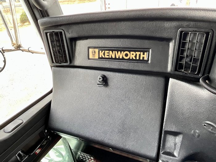 2012 Kenworth T400 Series KENWORTH T403