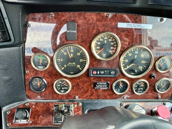 2012 Kenworth T400 Series KENWORTH T403