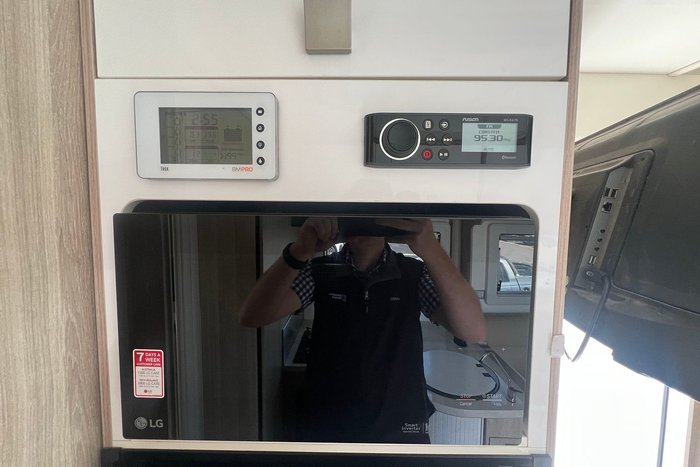 2018 Winnebago ILLUKA HAVEACHAT