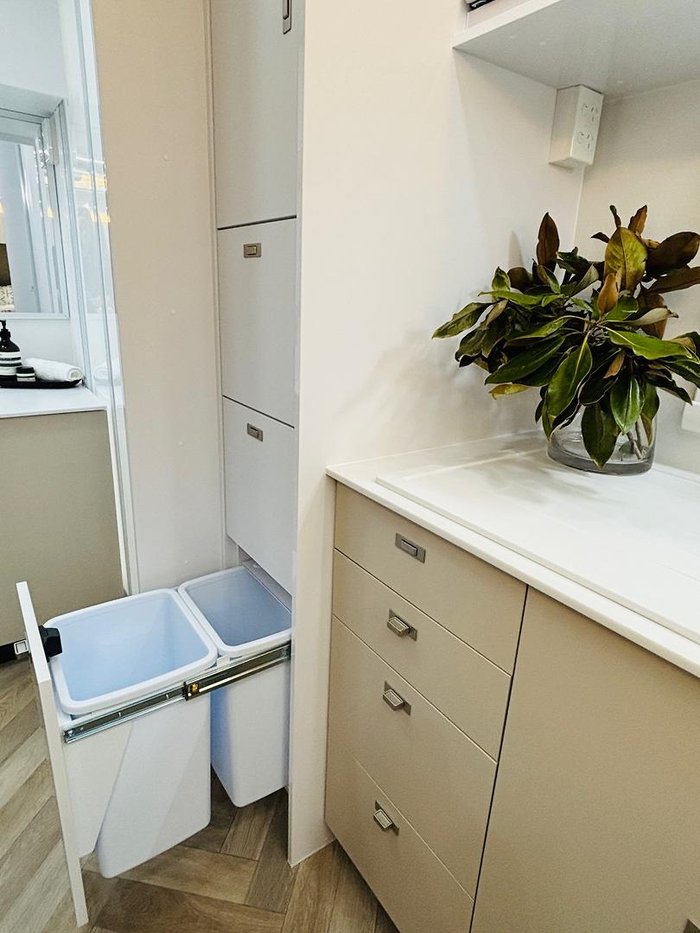 2025 Wonderland RV Solara Composite 18'06