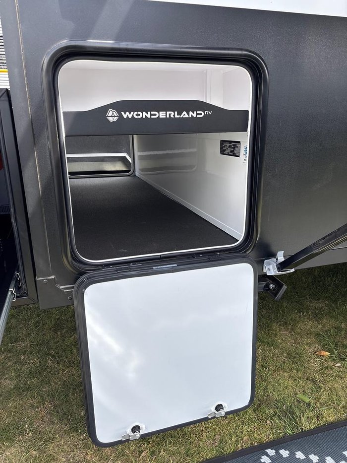 2025 Wonderland RV Solara18'06