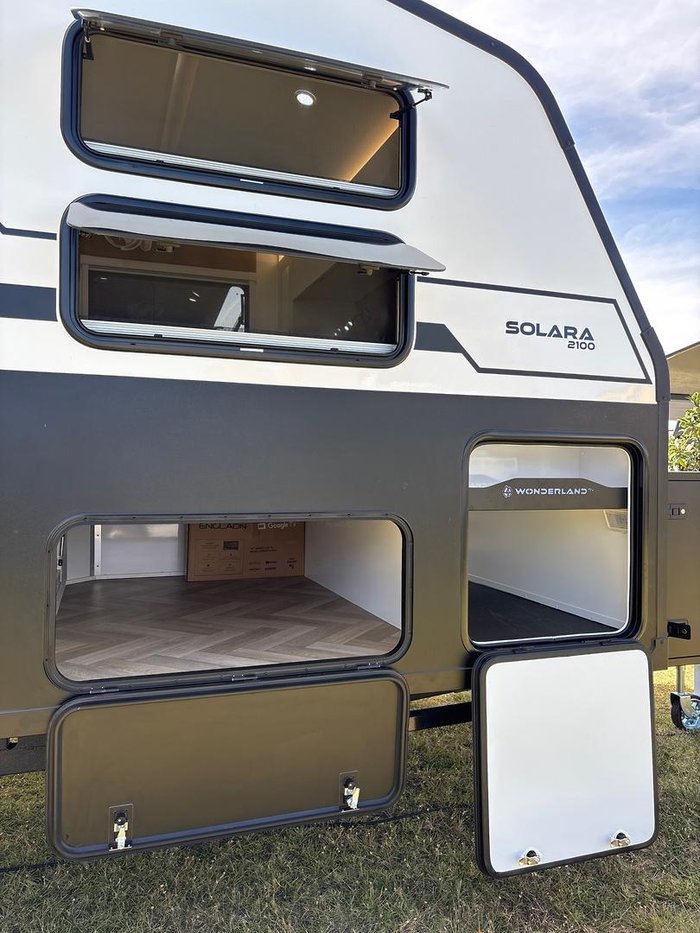 2025 Wonderland RV Solara Composite 2 Bunk