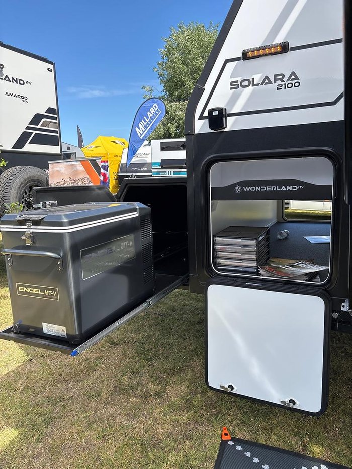 2025 Wonderland RV Solara Composite 2 Bunk