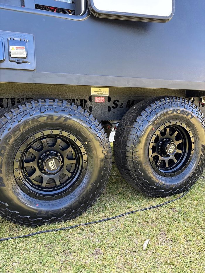 2025 Wonderland RV Solara Composite 2 Bunk