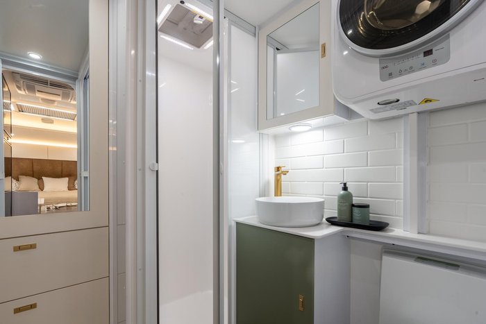 2025 Wonderland RV Solara Composite 2 Bunk