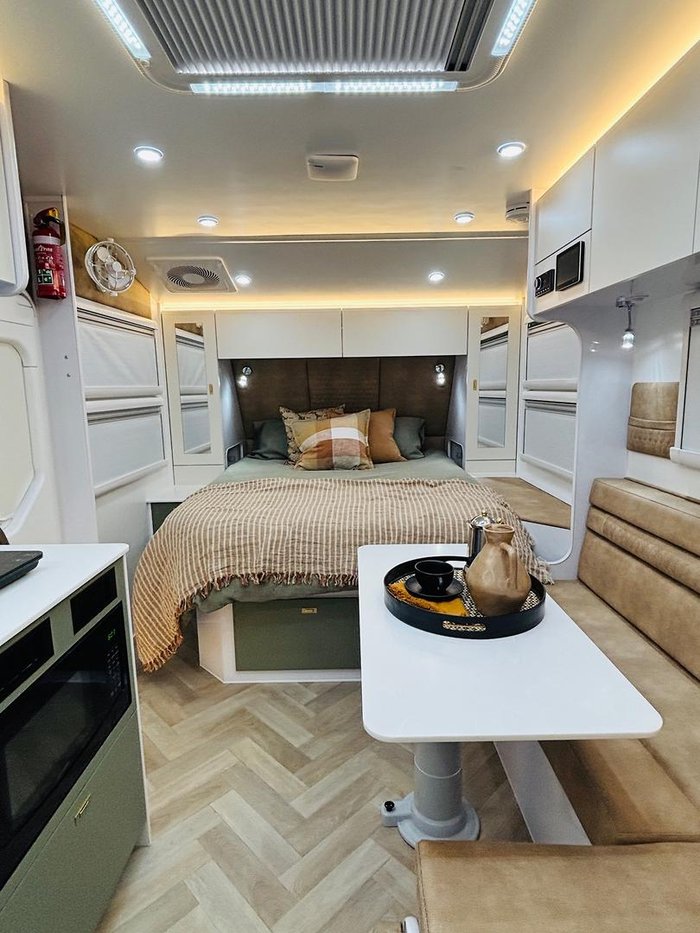 2025 Wonderland RV Solara Composite 2 Bunk