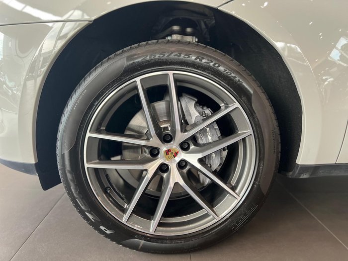 2024 Porsche Macan