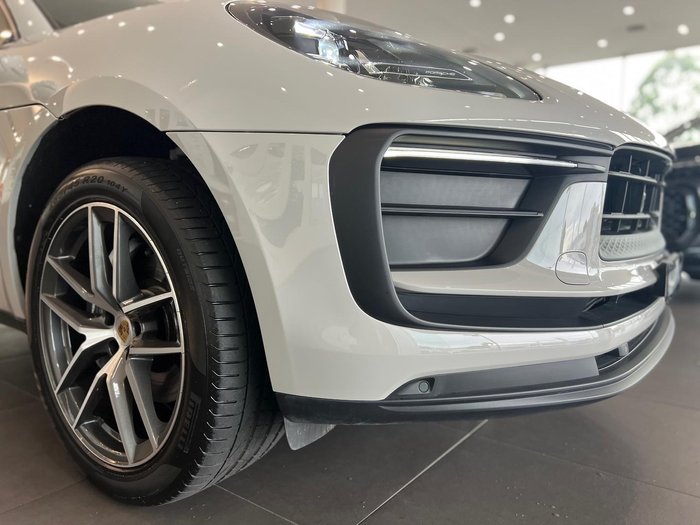 2024 Porsche Macan