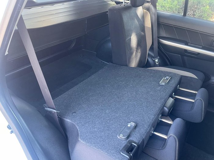 2015 Suzuki Grand Vitara Navigator