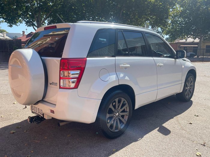 2015 Suzuki Grand Vitara Navigator