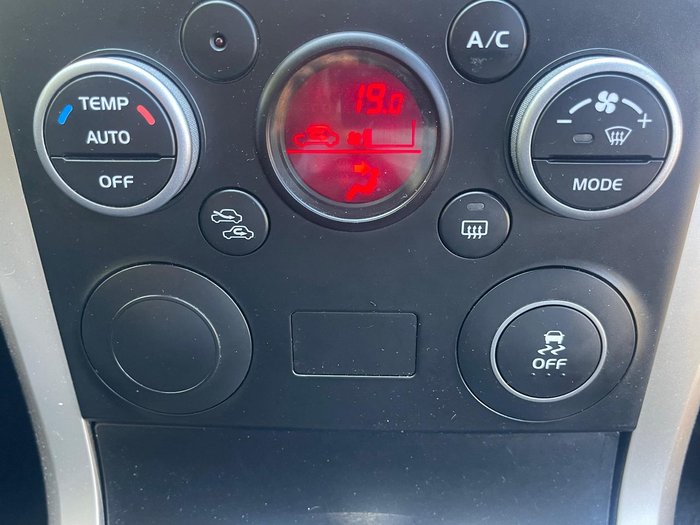 2015 Suzuki Grand Vitara Navigator