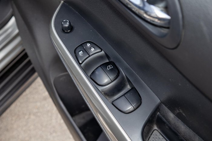 2019 Nissan Navara ST