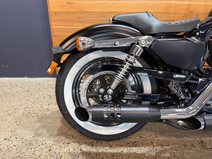 2014 Harley-davidson XL1200V SEVENTY-TWO Black