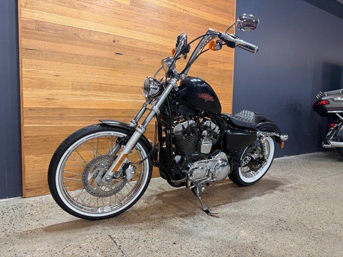 2014 Harley-davidson XL1200V SEVENTY-TWO Black