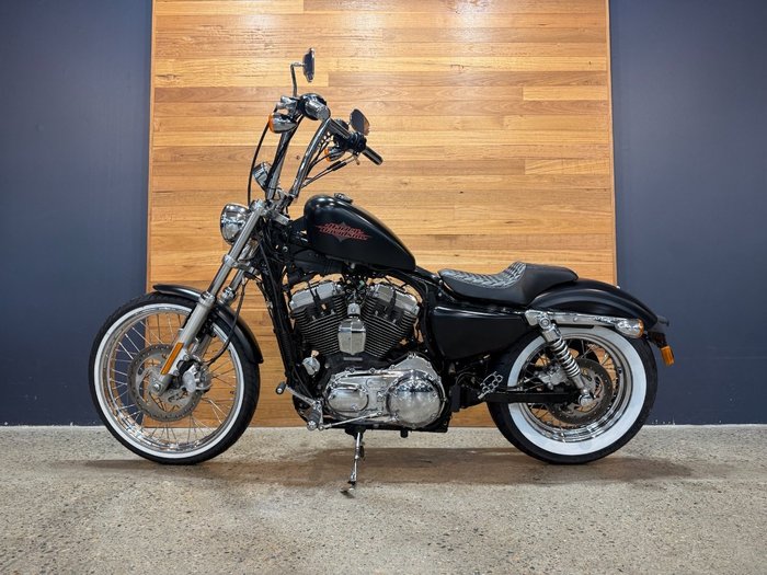 2014 Harley-davidson XL1200V SEVENTY-TWO Black