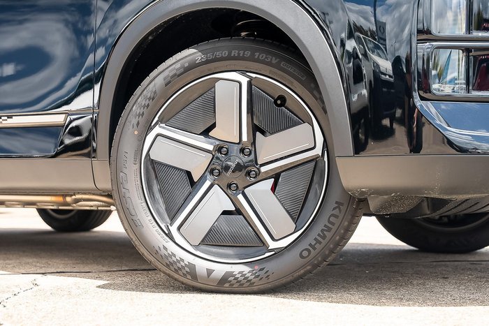 2025 Jaecoo J7 SHS Track