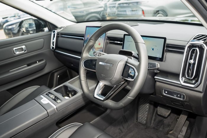 2025 Jaecoo J7 SHS Track