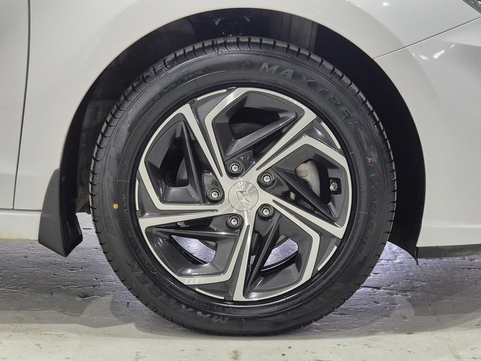 2023 Hyundai i30 PD.V4 MY23 Atlas White